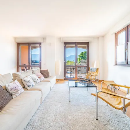 Casa B Lägenhet Luino